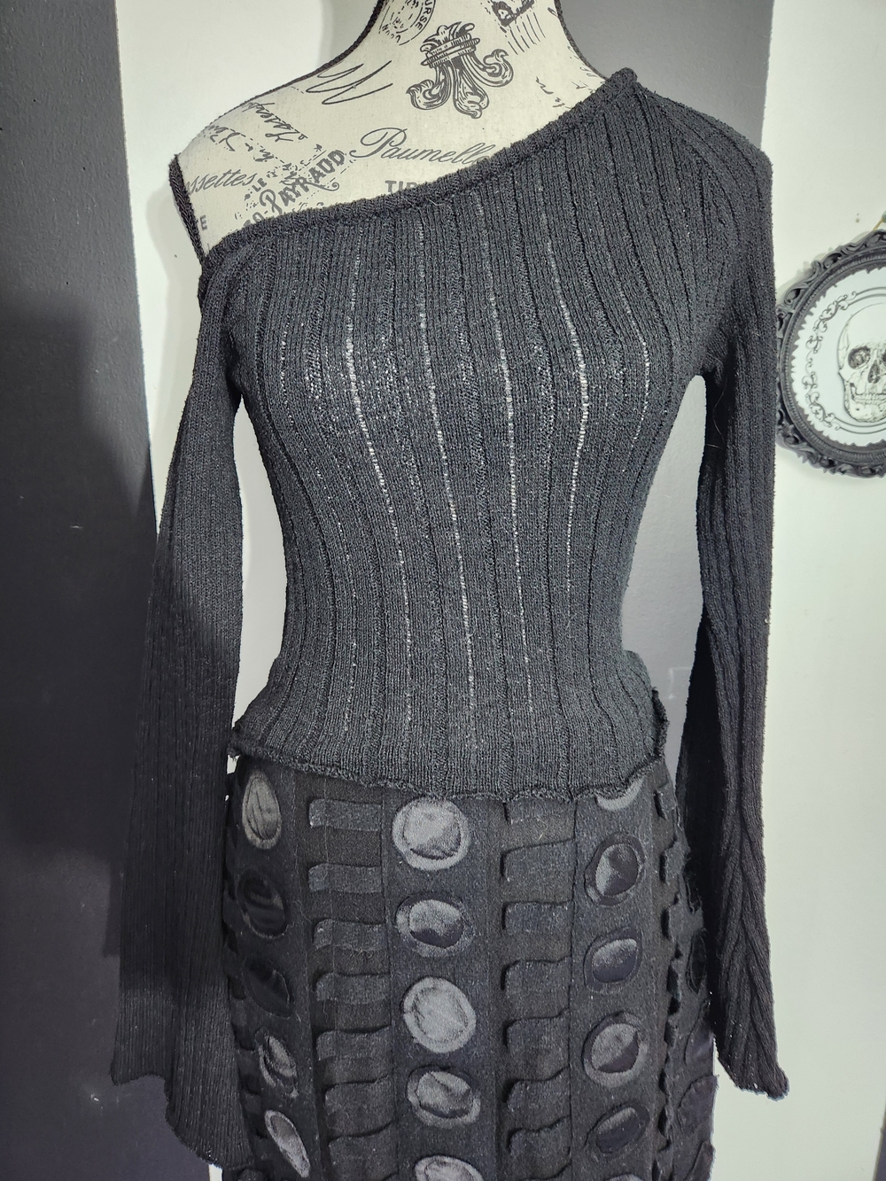 One-Shoulder Ribbed Sweater - Picture 2 of 8